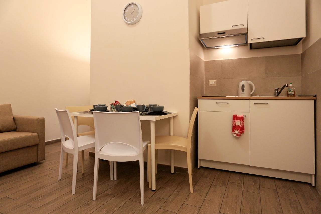 Apartcity Naples B&B المظهر الخارجي الصورة