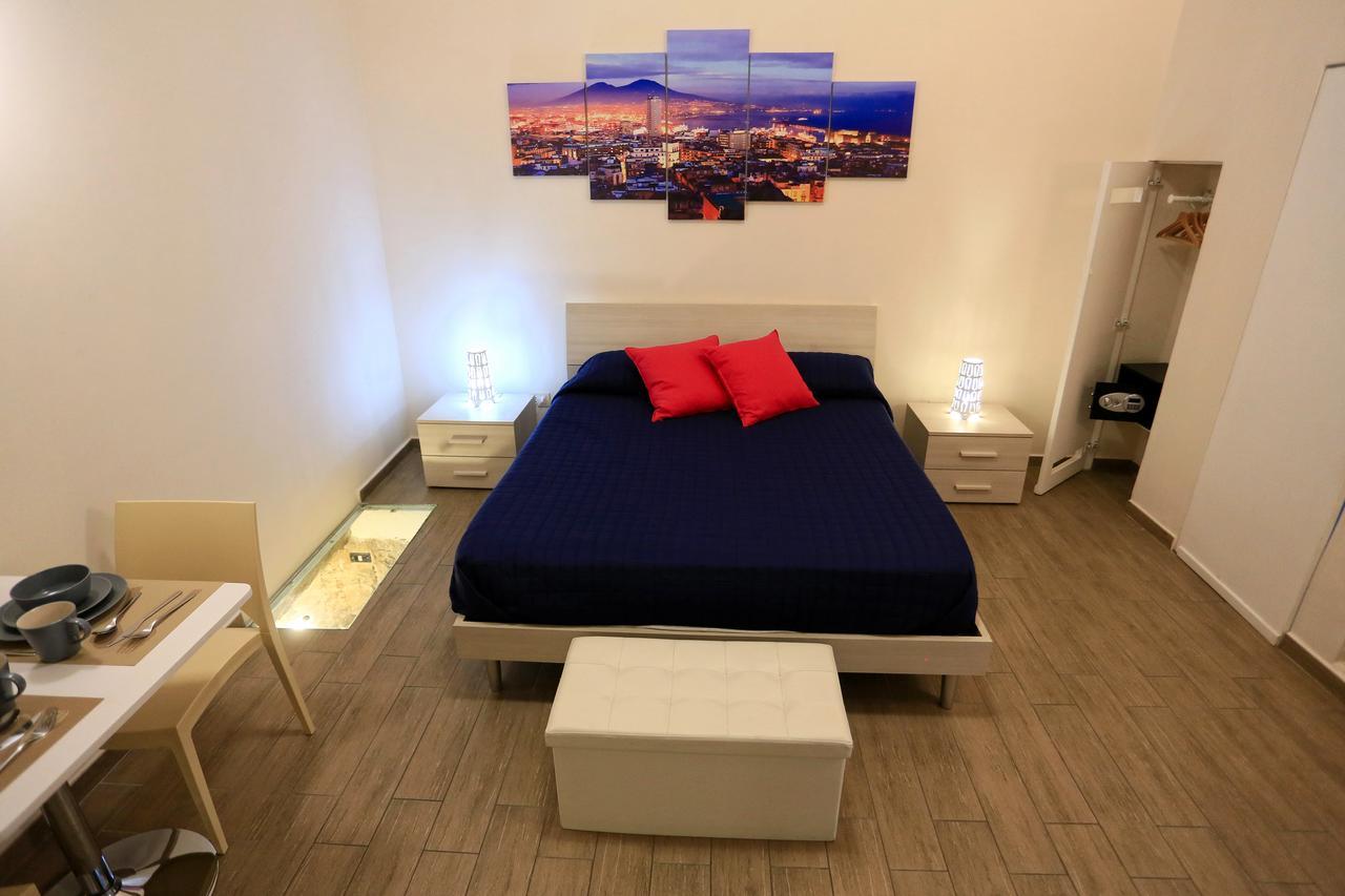 Apartcity Naples B&B المظهر الخارجي الصورة