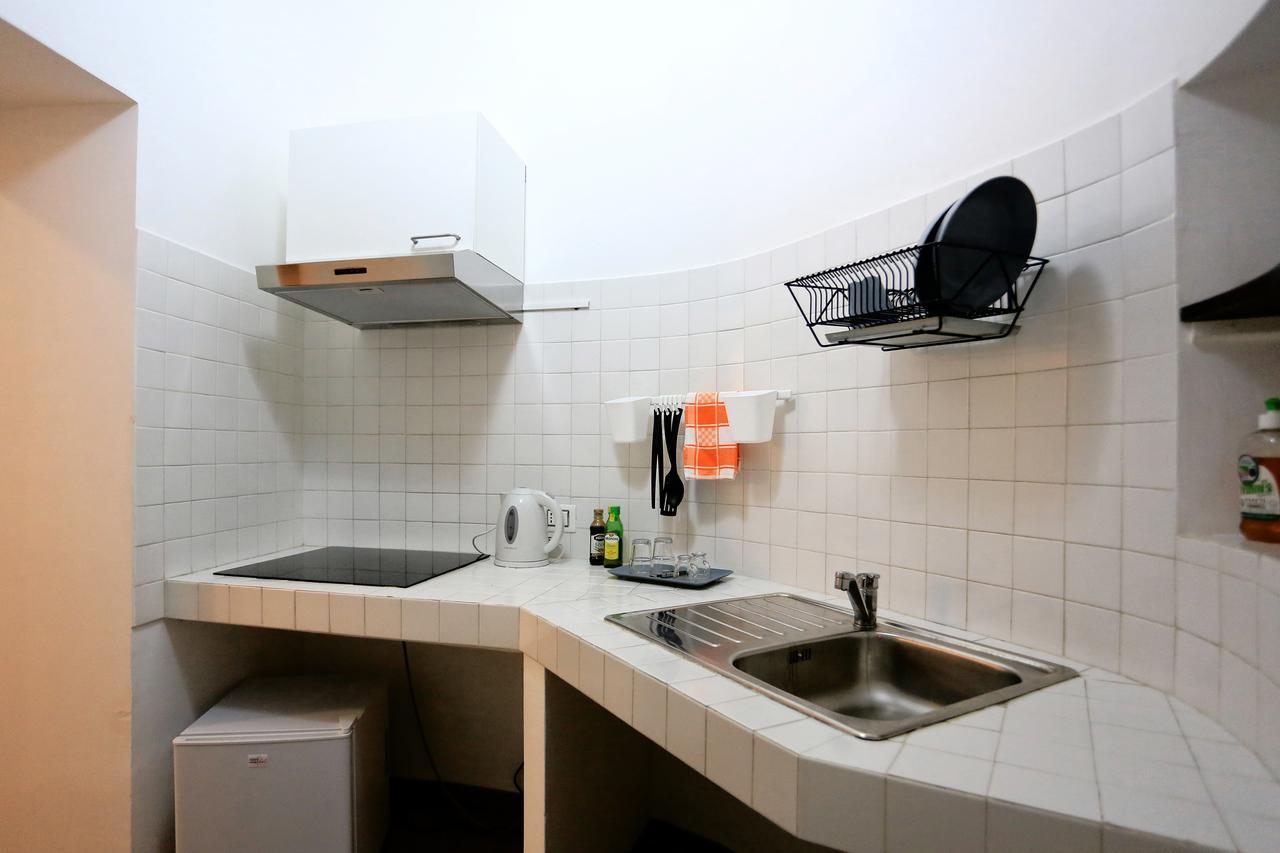 Apartcity Naples B&B المظهر الخارجي الصورة